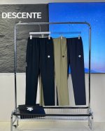 Descente 迪桑特夏季新款冰丝三色户外长裤 特综训运动休闲长裤，专柜在售原样打版品质款高端面料采用78的锦纶22的氨纶，弹力轻薄透气冰丝贵在面料其次工费，