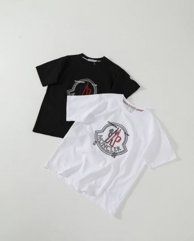 供 顶级版本 Moncler 蒙口两色红蓝白黑拼色刺绣标情侣款短袖T恤 Moncler蒙口短袖T恤的价格p其实蛮有优势的 去过专柜的应该都知道蒙口的价格p不会比