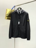Stone Island石头岛，春季最新款，专柜同步有售，原单狠货，爆款时尚连帽外套，进口原版面料，独特设计，顶级刺绣工艺字母图案装饰Logo，简约时尚 ，上身