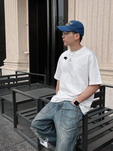 迪桑特 2025年春夏新品上新 三标齐全 丝光棉圆领短袖T恤 好货不用过多介绍 看细节 专柜码数：M-Xxxl 175 140建议L