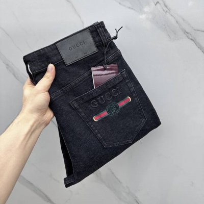 Gucci*古驰 高端定制 2025早春最新款牛仔裤 柜台同步发售 进口固色面料 原版定制复刻 客供五金辅料 原单品质 重工洗水 做工走线精细 上身绝佳 优选单