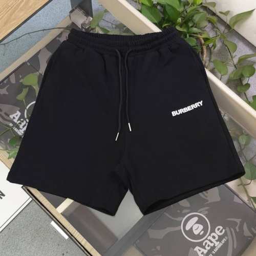 140 高版本 2025新款Burberry巴宝莉经典发泡字母图案Logo印花休闲情侣毛圈五分短裤，采用360G重大毛圈面料，质感一流，作为当下超火的品牌，没有