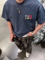 路易威登Lv2025新工艺洗水割烂磨破春夏新款首发专柜最新款短袖圆领T恤 官网同款 高端订制 设计前卫时尚！品牌Logo重工艺设计 高端定纯棉面料.手感柔软.穿