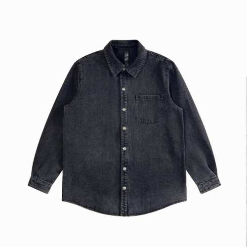 chromehearts Ch克罗心后背十字架牛仔外套 没有理由拒绝这件衬衫 真的很顶 这件水洗黑真的是简约而不简单 谁穿谁好看 纽扣采用克罗心原版纽扣 银饰打