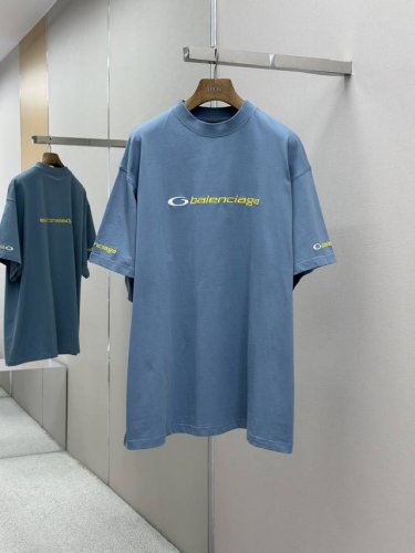 Balenciag 25 环形刺绣Tee 订染230G面料起订量9卷布 颜色非市场现货 版型不改一丝一毫 用量极高 区别市场错误颜色看图打版先行版本 所有出品均