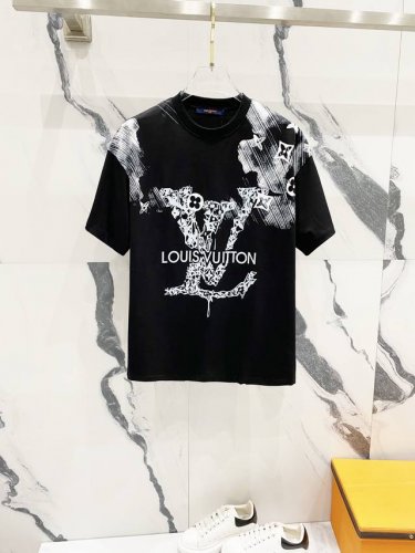 隔天到 Louisvuitton 路易威登 260克圆领短袖T恤 品牌Logo字母水墨拉酱印花工艺标识 官方同步 高版本 高品质 时尚个性 百搭潮流 纯原品质