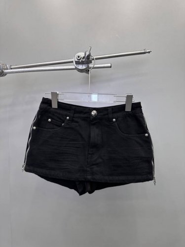克罗心｜新款裤裙，纯棉牛仔面料，裙裤设计不走光，侧边拉链装饰搭配定制五金配件装饰，尺码Sml