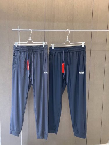 灰色和藏青齐，黑色L和Xl有 林更新代言Helly Hansen Hh 夏新男款冰丝防晒Upf70+ 凉感吸湿速干休闲针织长裤 颜色：墨灰 黑 藏青 面料：85