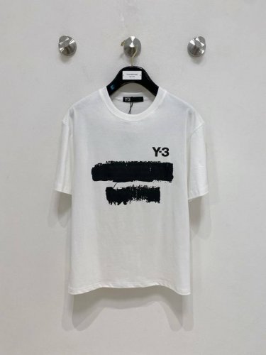 市场有仿版认准工艺和面料 25Ssy3家纯棉最新面料 最高版本 胸前字母Y3印花植绒工艺经典标识图案Logo时尚简约潮流短袖，最顶级的品质专柜原单短袖，顶级制作
