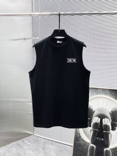迪奥 Dior 2025新款 圆领 背心 T恤 高端版本 专柜定制面料 透气舒适度高 细节无可挑剔 品牌元素设计理念 体现高品质 手感细腻柔软 呈现休闲裁剪 上