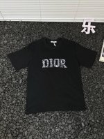 迪奥Dior 男女同款户外运动吸汗透气宽松休闲纯色简约时尚百搭胸前创意齿轮组成印花品牌Logo短袖T恤 - 衣橱里的 时尚万能钥匙 来了 Dior齿轮印花T恤以