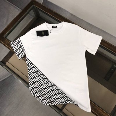 Fendi 芬迪 新款上市 专柜系列纯棉T恤！260克定制棉，纯棉水洗面料，面料柔软舒适，全新设计灵感，极具时尚代表性！精致双F印花Logo设计！手感舒适透气！