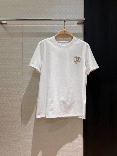 新款重工手缝珍珠双C简单T恤 休闲宽松小精致 减龄搭配 Sml