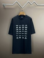 高端品质 巴黎世家Balenciaga 原版高克重纱纯棉面料 重工艺，印花，手感滑爽 L极度舒适体验 十足的高级感，都保持奢华高贵的特有的视觉质感. 颜色：巴黎