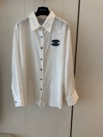 cc Vintage新款 度假风法式慵懒棉麻白衬衫 全棉材质 舒适轻薄透气 竖坑条压褶装饰 减龄甜美 毛边设计 包容显瘦气质优雅 尺码均码