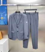 520 descent*迪桑-特25S新款男士休闲运动休闲西服套装，精选罗马布料.西服可以称得上是硬通货，男人衣橱中的必备法宝，拥有一套体面的西服可以在众多场合