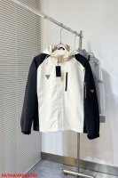 L569 pa普拉达 撞色拼接连帽夹克外套 海外热卖 经典元素 简单百搭 购入开发 定织原版面料塔丝隆加密皱 手感处理完美 透气网眼里衬 环保油墨印花 定制五金