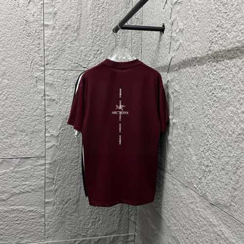 arc'teryx*始祖*鸟2025春夏季潮牌新款 个性经典图案Logo 字母立体厚板硅胶工艺 定制双纱平纹纯棉面料 短袖T恤 男女同款 颜色 黑色 白色 安哥