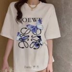 顶级最高版本 Loewe 罗意威 经典胸口蝴蝶印花图案圆领短袖T恤半袖 男女同款 情侣款 宽松版型 最高版本 原版面料 高版本 高品质 所有细节 面料辅料工艺