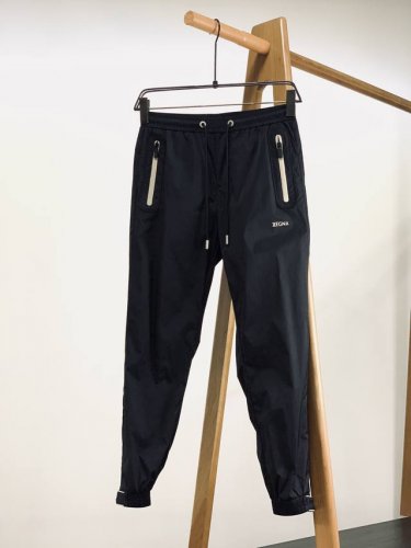 ermenegildo Zegna 杰尼亚 2025Ss春夏新品 无束缚的舒适透气。Z家双杠顶尖直筒户外系列，Levon Lightweight 轻量透气 男子