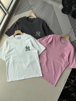 火爆来了啦！！ Mlb官方 男女情侣后背仿牛仔老花凉感速干T恤短袖25夏季新款 精选优质面料，柔软亲肤，透气吸汗，上身超级舒适。 今年做的无胶感Logo，绝对不