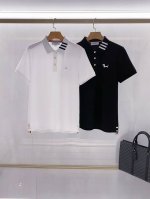 新品 Tb男士时装款珠地棉翻领polo衫 贸易公司渠道货 25年春夏秀场系列 在视觉方面相当出色 颜值与品味兼备 独家开售 通体的设计造型仍然以Tb美学设计为基