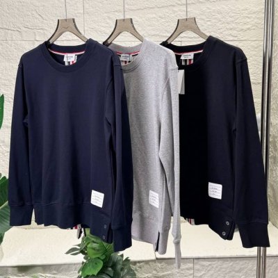 高品质！支持任意对比！ Thom Browne 2025春秋 情侣圆领卫衣后背彩色条纹男女潮流经典 Thom Browme汤姆布朗Tb 经典秋冬款针织毛圈圆领卫