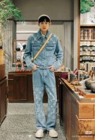 款号：Zmr14# Louis Vuitton 路易威登 Lv水洗复古破坏磨破老花字母Logo系列 重工制造牛仔直筒长裤 刻意处理成磨损破坏的效果1:1还原五金