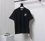Off Ow White Ow 金色刷漆箭头短袖 Ow将古典文艺和街头文化完美融合，致敬Va20Ss。巴洛克主义，卡拉瓦乔经典油画系列，文艺街头气质，成就19F