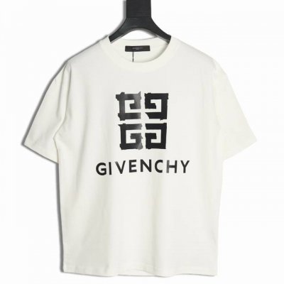 Givenchy 纪梵希 25Ss 4G印花短袖T恤 面料采用定制240G 26支特滑双股精棉平纹高密无尘全棉布料。前幅高密度加厚，走线平整，代工品质，全套定制