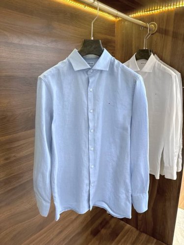 new# Kiton 奇顿 专柜同步 刺绣标志性小红点100%亚麻柔软休闲长袖衬衫，无疑是一件集时尚与舒适于一体的优秀单品。慵懒骨子里的高级感，轻盈的呼吸感，藏