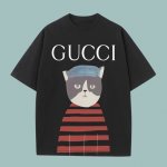 p90 高端品质 gucci 2025Fall 春夏系列 小猫毛衣短袖T恤 区别普通印花 定织270G32支双纱纯棉面料 宽松版型 男女同款 size：S M