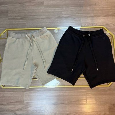 对标专柜★过验版本★Ami Paris Ss25夏季新款爱心刺绣短裤 定制奢享毛圈卫裤料 质感十足 舒适贴肤 自然之色 如同大地般沉稳 同色系爱心刺绣悄然绽放