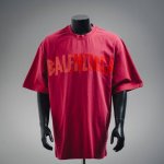 balenciaga 巴黎世家 25Ss 新品树莓红美纹纸胶带短袖 洗水工艺胶印胶带字母短袖T恤 高版本重工洗水怀旧挑破工艺.还原美文贴子凹凸印花工艺 版型依旧