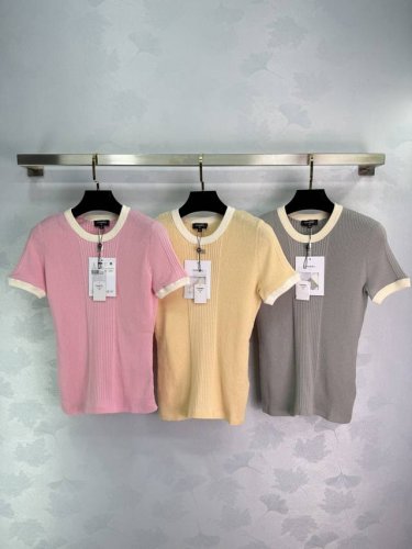 Chane*沙滩春夏新品 撞色修身针织短袖 金属装饰设计百搭减龄又时髦 少女穿搭修身版型不挑人上身巨显瘦 3色36.38.40三个码 T226B