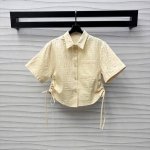 Fend*2025新品上架 提花抽绳衬衣 定制Yb进口斜纹全棉提花材质 质感高级 品相十足 通体标志性双F提花字母满铺元素 彰显品牌调性 沿用腰侧对称抽绳绑带调