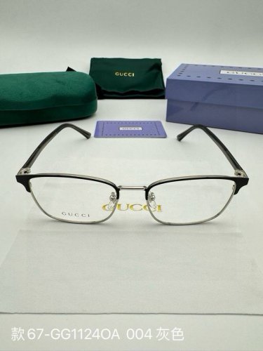 Gucci 古驰眼镜框素颜框 配全套包装 货号：款67-Gg1124Oa 004 灰色 被权志龙带火的眼镜太适合素颜啦，实至名归断货王！今年这么流行必须安排上呀