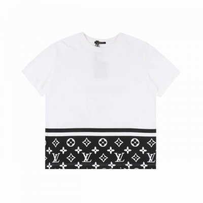 Louis Vuitton 路易威登 经典下摆老花印花短袖 搭配更为年轻化风格，前幅丝网手工印花，扫图作菲林花了足足两天，多次修改菲林确保每个花型里外线条花型对