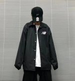 New Balance新百伦Nb立领教练夹克外套 精选优质梭织加厚面料 匀整光洁 吸湿耐磨不易折 厚实板正上身超赞宽松版型结合立体裁剪工艺 留有充裕活动空间 翻