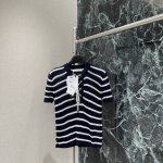 Ｄ家 25夏季新款 条纹针织袖经典撞色条纹 胸前有独特绑带设计 时尚感满满。舒适透气 版型上身非常好看，百搭又不挑人。一个色Sml