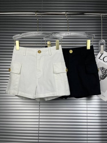 2025新款 B家金扣侧口袋牛仔短裤 Size: S- L