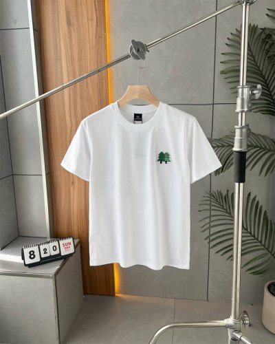 kolon Sport可隆户外中性Jeon Hwangil插画师联名款速干宽松款T恤 漫画户外图 当户外遇上艺术，这款T恤让你成为自然焦点 在户外探险的广阔天地