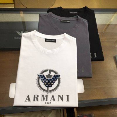 新品 Aman...I 2025春夏新款首发专柜最新款短袖圆领T恤 高端订制 设计前卫时尚！品牌Logo重工艺设计 高端定制双丝光面料.手感柔软.穿着舒适.专柜