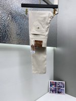 古奇 2025春秋新品 修身男士牛仔裤纯血统品 每季必出的类型，无需质疑的热卖王牌单品，符合四季最佳的搭配色号 整体的风格延续了Slp的基调，通体融入了多种工艺