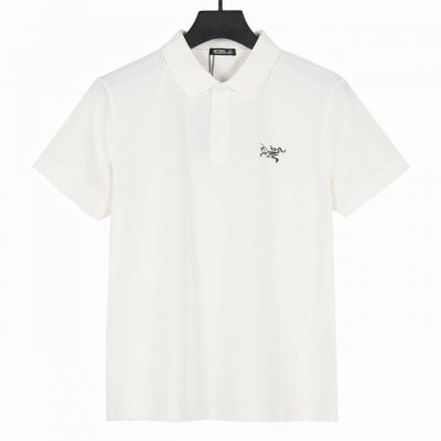 礼盒装 ～翻领短袖 Arc'teryx 始祖鸟高端丝光珠地棉商务polo衫 面料： 克液氨丝光珠地 工艺: 小标绣花 克重： 克 颜色：黑 白色 绿色 卡其色