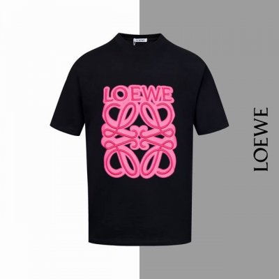 款号#Z106 罗意威泼墨粉色刺绣大标圆领短袖 loewe官网一致款式 面料 32支双纱280克纯棉面料 同缸同色织染螺纹 颜色一致 工艺 进口机器饱满刺绣工艺