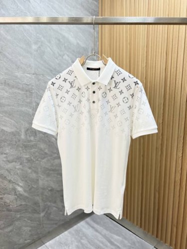 lv 路易威登 2025年春夏新品上新 三标齐全 翻领短袖Polo衫 好货不用过多介绍 看细节 专柜码数：M-Xxxl 175 140建议L，
