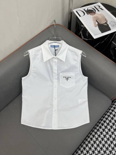 prad* 25Ss新款翻领无袖衬衣 字母印花装饰 优雅气质款 单色三码Smla807