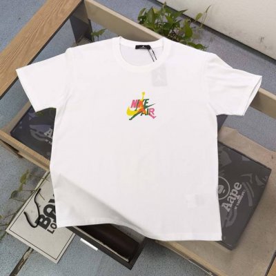 上新 款号：Tx233 2025新款Nike耐克彩标撞色飞人图案Logo字母印花休闲情侣短袖T恤，轻奢高级，上身效果，绝绝子，采用250克纯棉面料，全套定制辅料