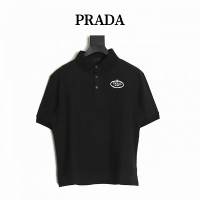 prada 普拉达 25Ss 椭圆刺绣polo短袖T恤 采用进口田岛绣花机制作 辅料均开磨定制 正确配置 黑色2025普拉达正品包装 克定制定染爽滑珠地 版型大